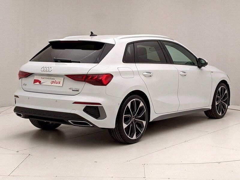 Usata Audi A3 S-Line 200 CV (147 kW) 2021 Bianco Berlina