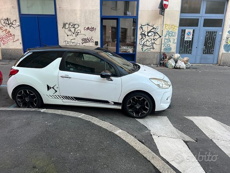 Usata DS Automobiles DS3 95 CV (69 kW) 2012 Bianco Coupé