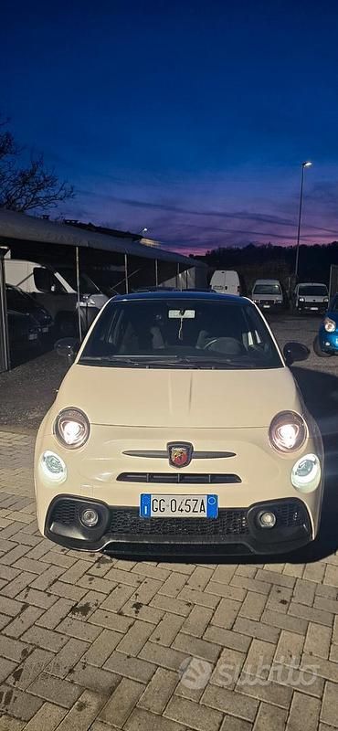 Usata Abarth 595 Competizione 180 CV (132 kW) 2021 Bianco Berlina