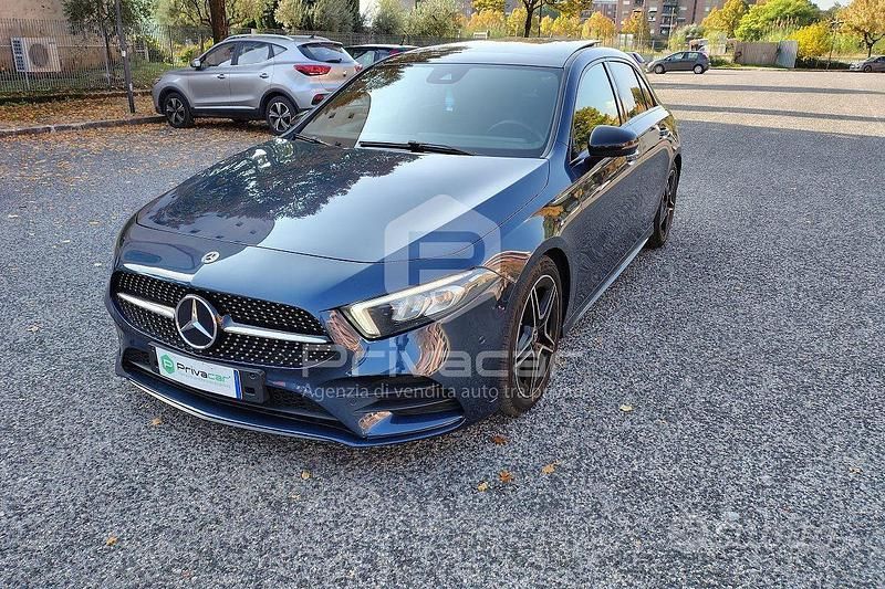 Blu Usata 2023 Mercedes A180 AMG Line Premium Plus Due volumi | 31.700 € (Ottimo prezzo) - Immagine 1/4