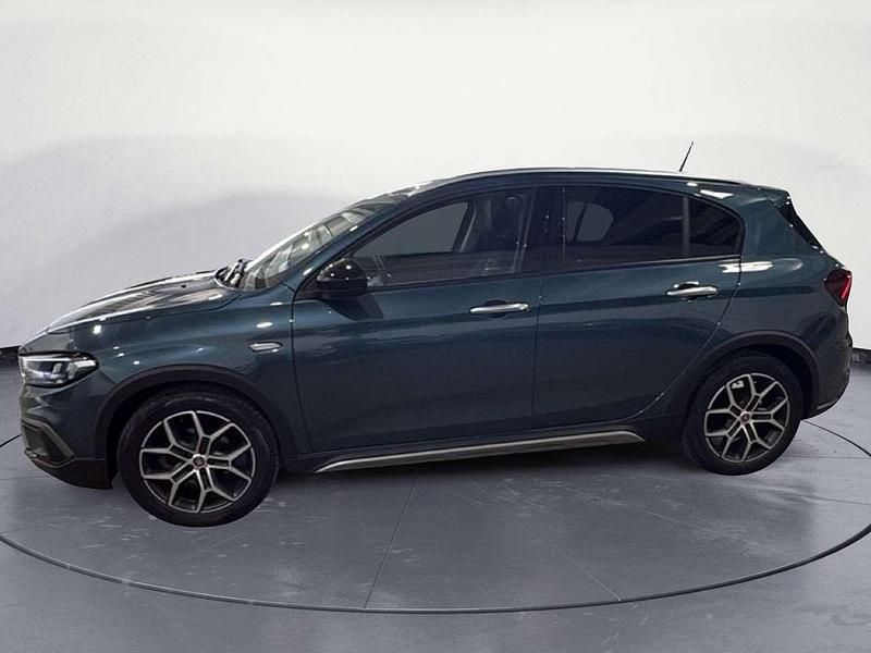 Usata Fiat Tipo Cross 101 CV (74 kW) 2021 Blu/azzurro Utilitaria