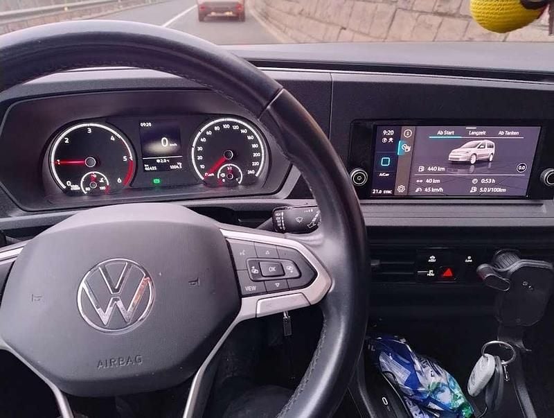 Usata VW Caddy 102 CV (75 kW) 2021 Blu/azzurro Monovolume