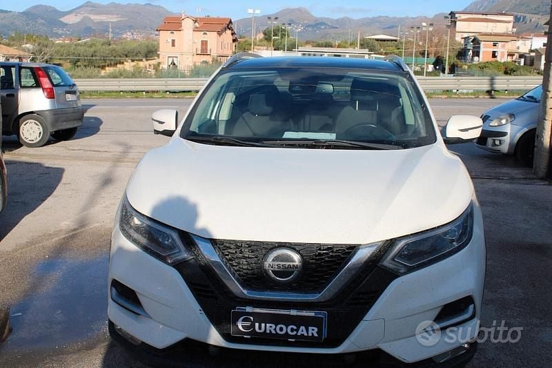 Usata Nissan Qashqai Visia 115 CV (84 kW) 2018 Bianco SUV