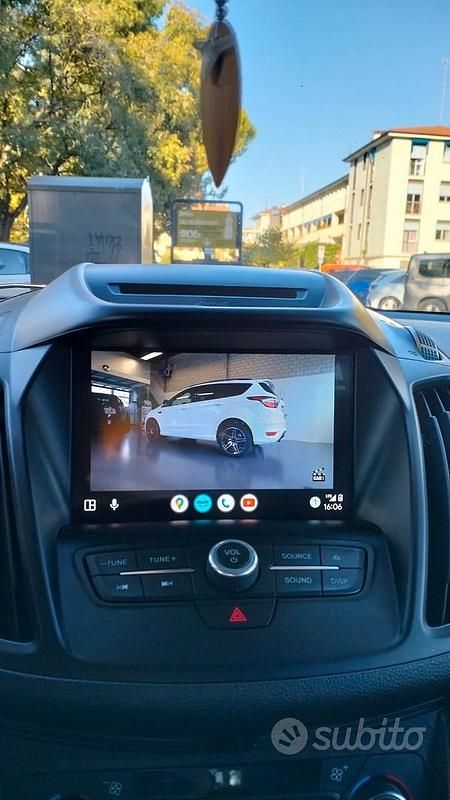 Usata Ford Kuga ST-Line 120 CV (88 kW) 2019 Bianco SUV