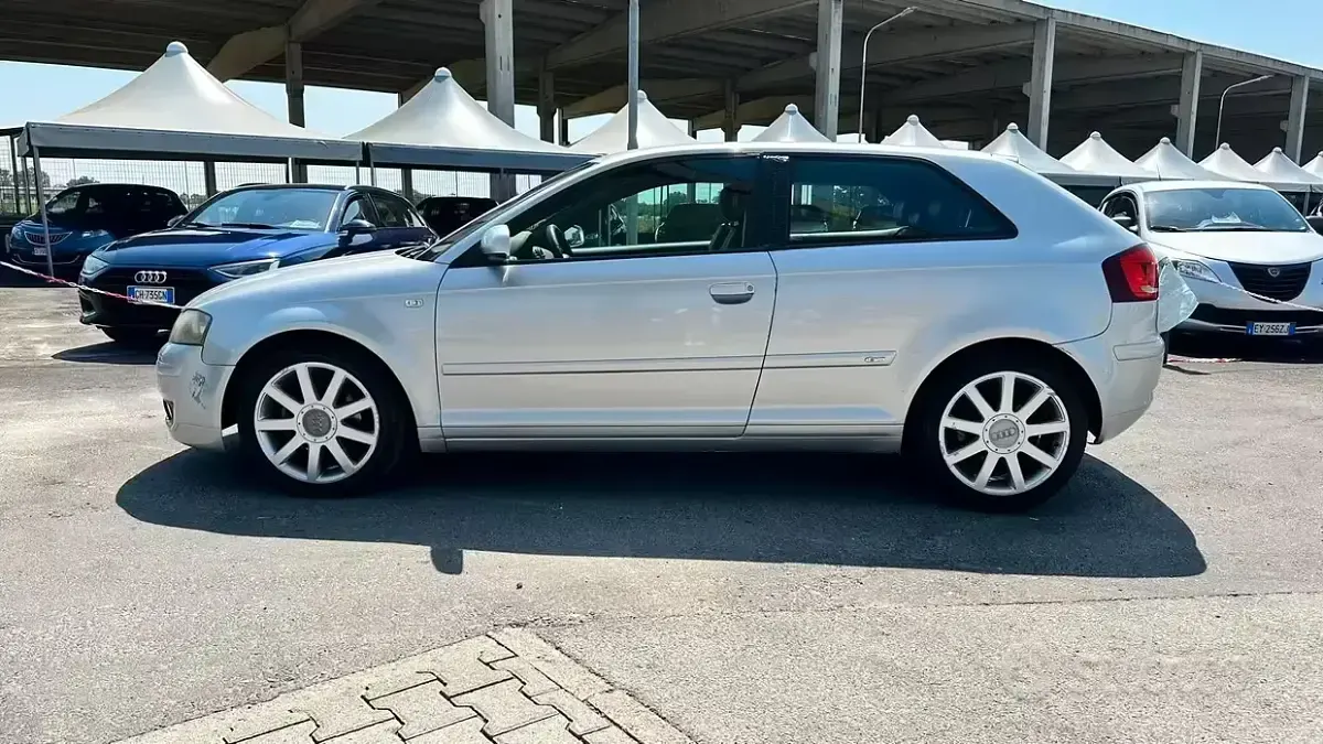 Usata Audi A3 140 CV (102 kW) 2006 Grigio Utilitaria