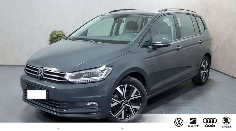 Usata VW Touran 150 CV (110 kW) 2023 Grigio Monovolume