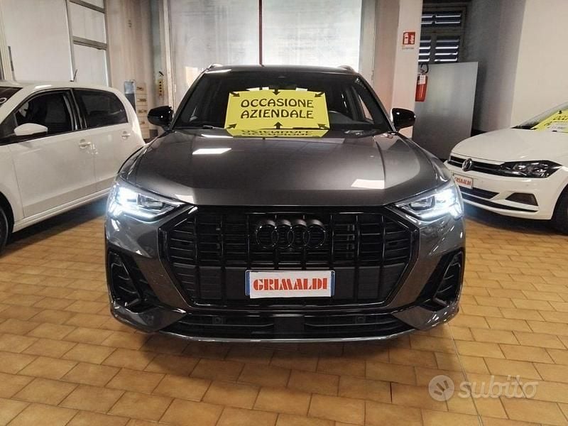 Usata Audi Q3 S-Line 150 CV (110 kW) 2022 Grigio daytona / perlato SUV