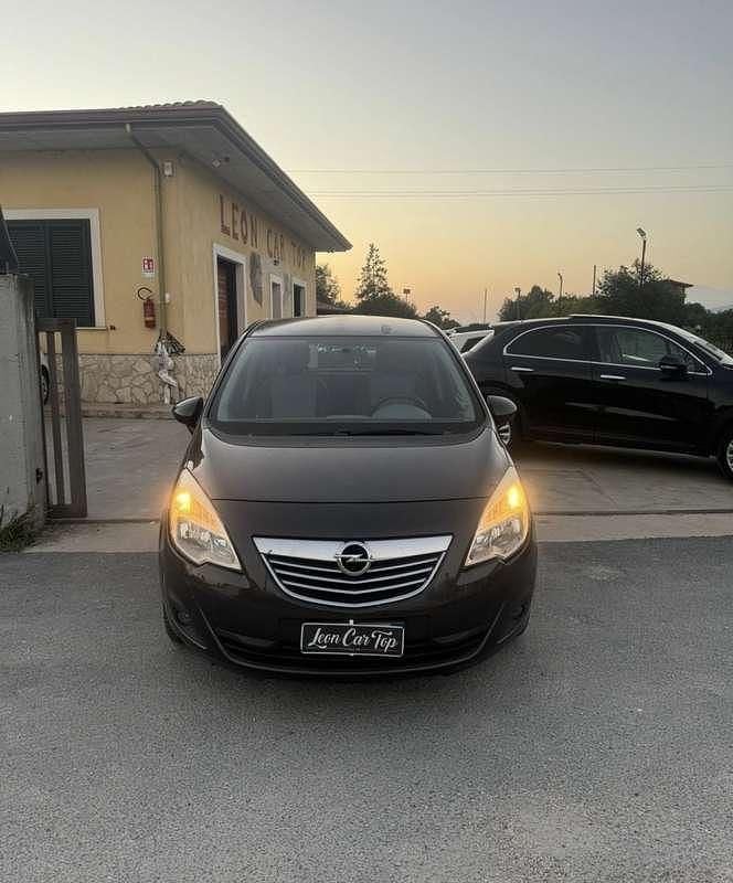 Usata Opel Meriva Design Edition 110 CV (80 kW) 2014 Monovolume