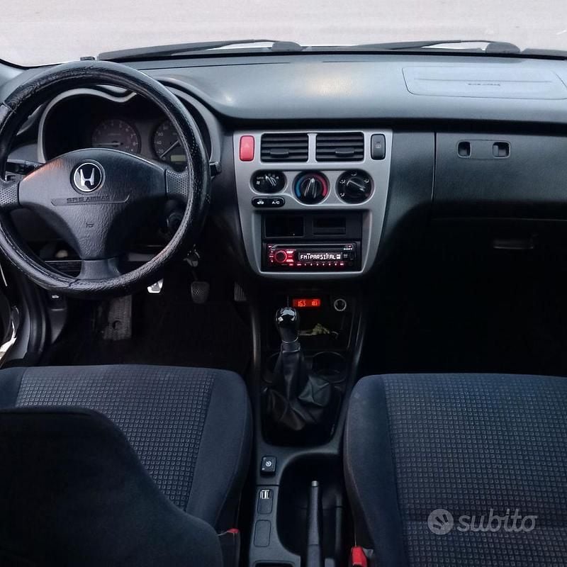 Usata Honda HR-V 105 CV (77 kW) 2003 Grigio SUV