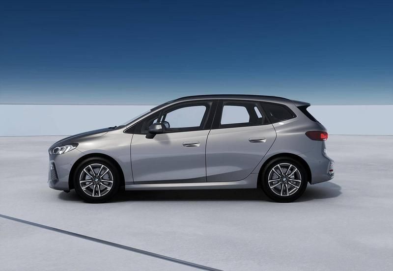 Nuova BMW 218 Active Tourer M Sport 136 CV (100 kW) 2025 Skyscraper grey Monovolume