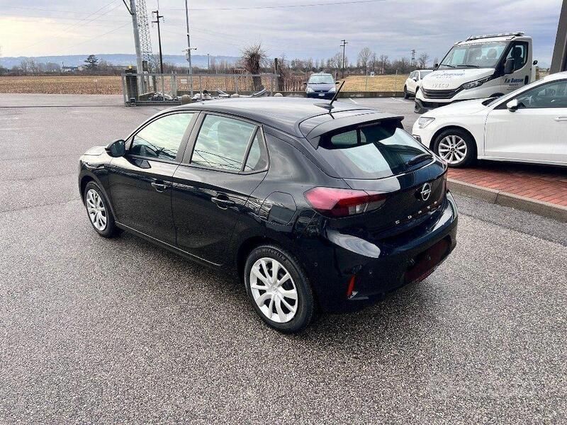 Usata Opel Corsa 75 CV (55 kW) 2024 Nero Berlina