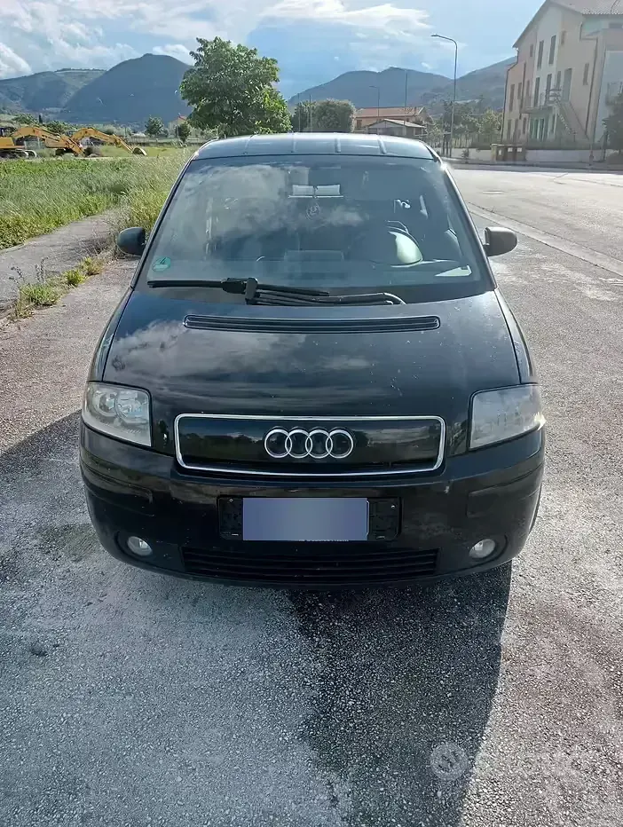Usata Audi A2 75 CV (55 kW) 2000 Nero Utilitaria