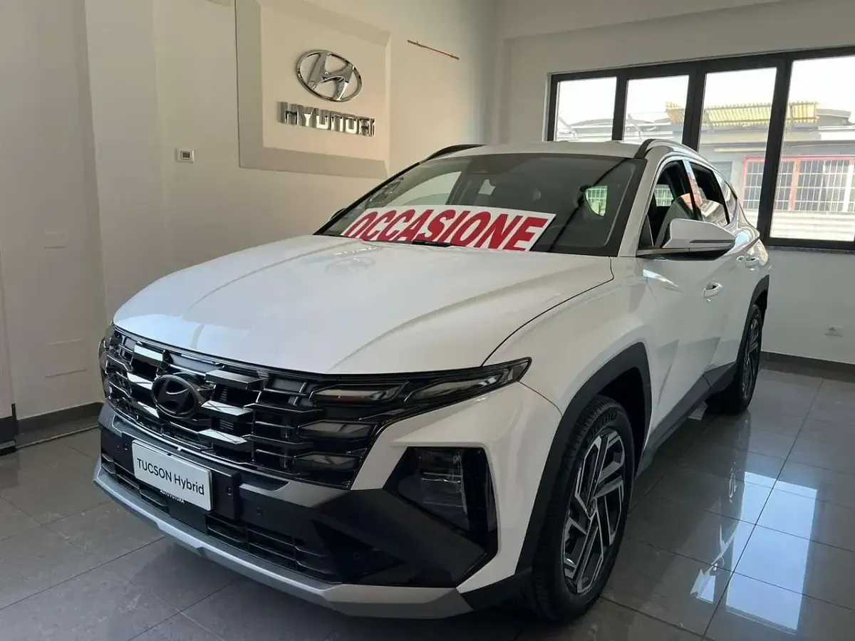 Usata Hyundai Tucson 253 CV (186 kW) 2025 Bianco SUV