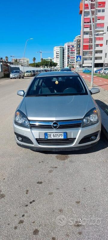 Usato 2006 Opel Astra Diesel (1.500 €)