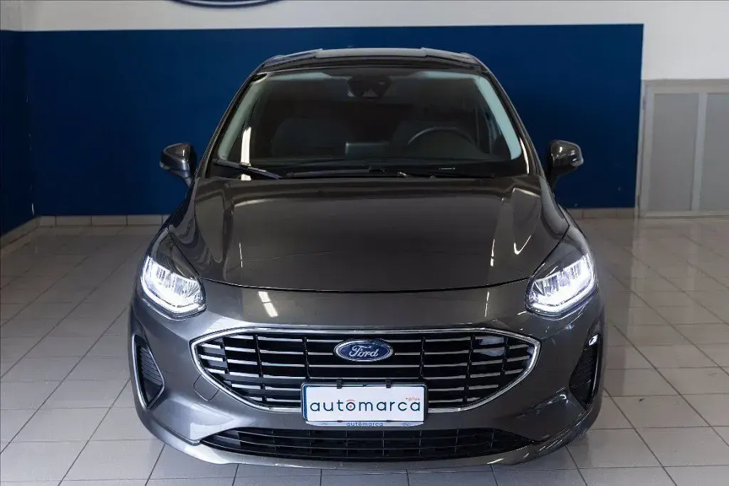 Usata Ford Fiesta Titanium 125 CV (91 kW) 2023 Grigio Utilitaria