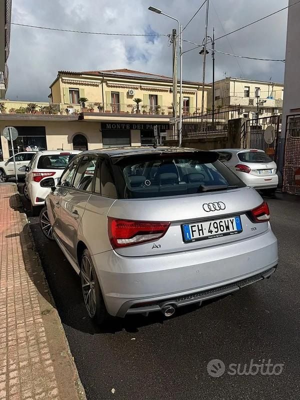 Usata Audi A1 Sportback S-Line 90 CV (66 kW) 2017 Grigio Utilitaria