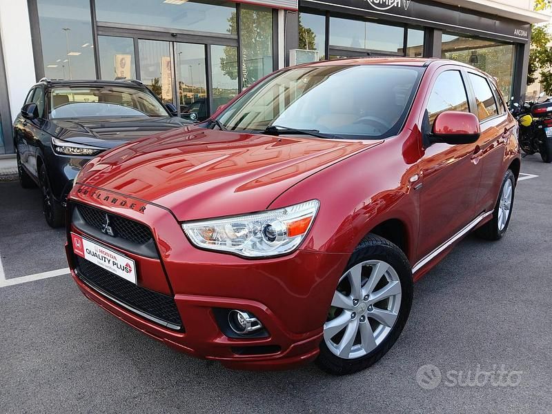 Usata Mitsubishi Outlander 149 CV (109 kW) 2013 Rosso SUV