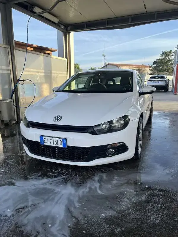Usata VW Scirocco 140 CV (102 kW) 2011 Coupé