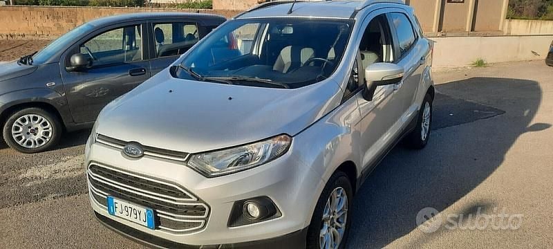 Usata Ford Ecosport 125 CV (91 kW) 2017 Grigio SUV