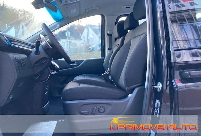 Usata Hyundai Staria 177 CV (130 kW) 2024 Nero Monovolume