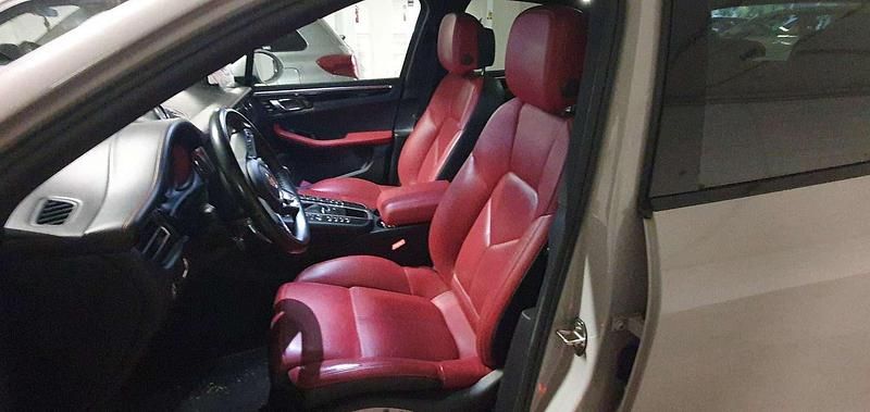 Usata Porsche Macan 354 CV (260 kW) 2020 Beige SUV
