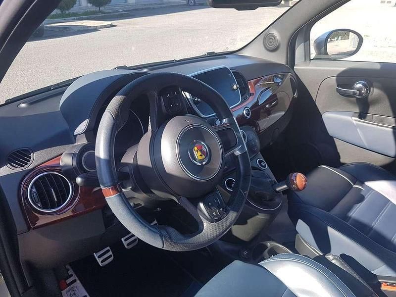 Usata Abarth 695 179 CV (131 kW) 2018 Utilitaria