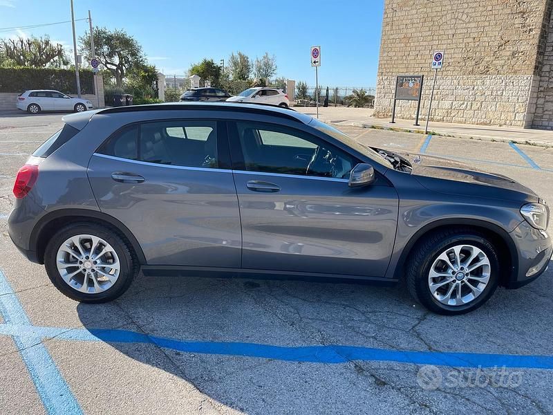 Usata Mercedes GLA200 2014 Grigio SUV
