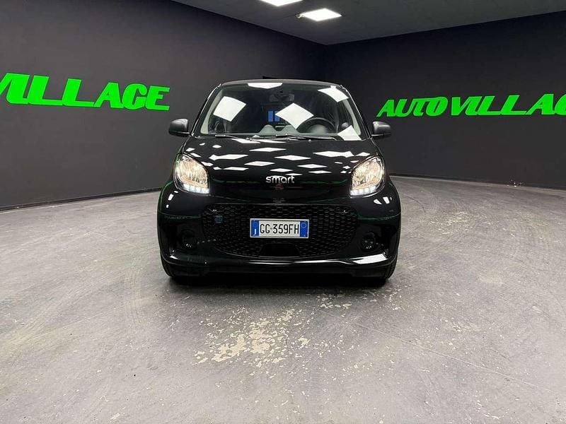 Begagnad Smart ForTwo Coupé Pulse 41 kW (56 HK) 2021 Svart Halvkombi