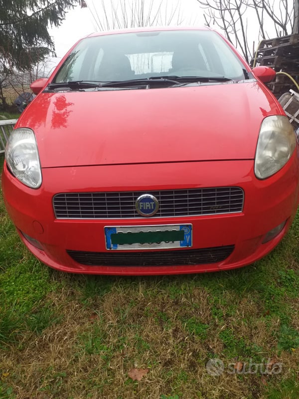 Usato 2008 Fiat Grande Punto 1.4 Benzin 120 CV (1.000 €)