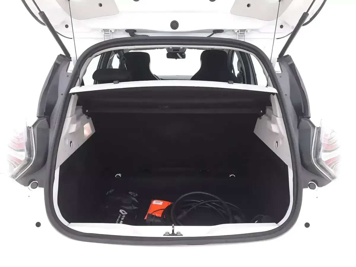 Usata Renault Zoe Life 50 kW (69 CV) 2022 Biancobianco Utilitaria