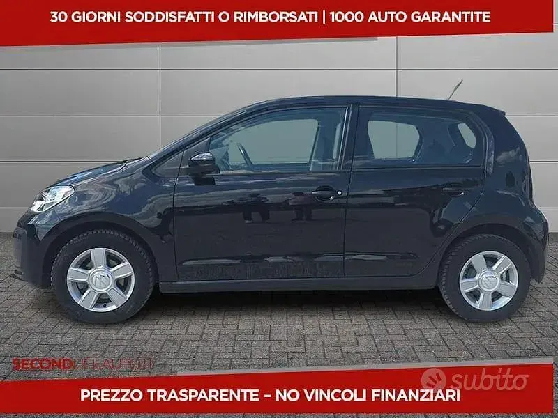 Usata VW up! Move 65 CV (47 kW) 2023 Nero Utilitaria