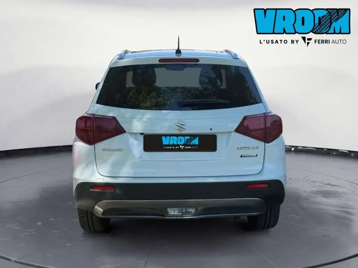 Usata Suzuki Vitara Cool 129 CV (94 kW) 2023 Bianco SUV