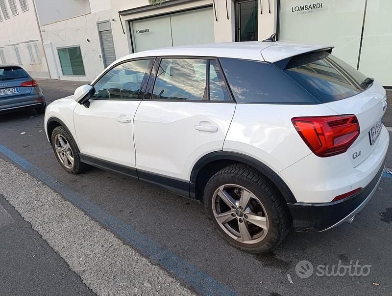 Usata Audi Q2 Admired 116 CV (85 kW) 2019 Bianco SUV