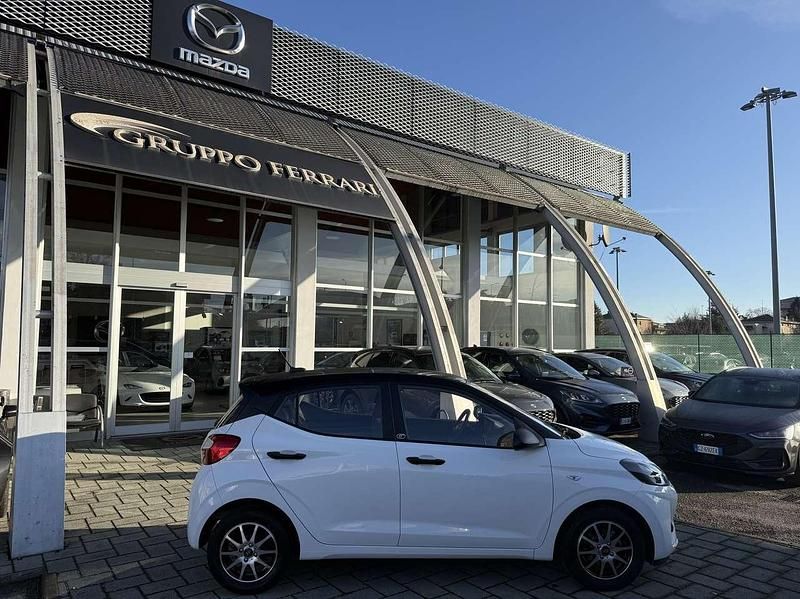 Usata Hyundai i10 Prime 67 CV (49 kW) 2022 Bianco Utilitaria