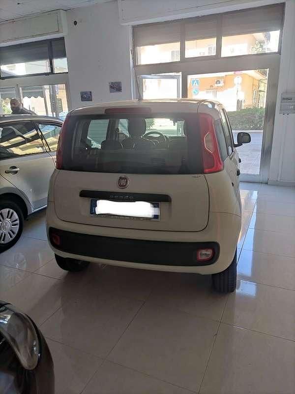 Usata Fiat Panda Lounge 86 CV (63 kW) 2015 Bianco Utilitaria