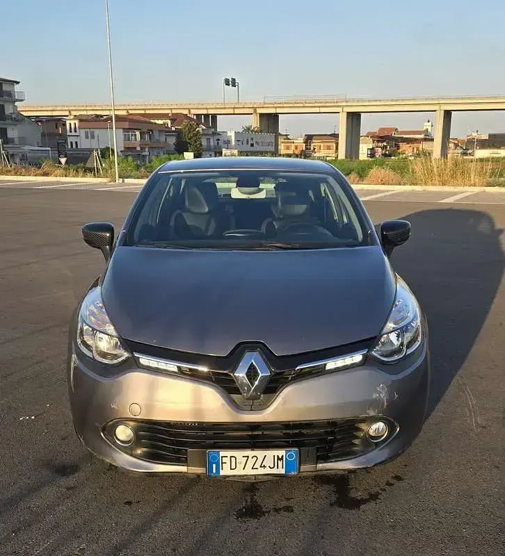 Usata Renault Clio IV Life 75 CV (55 kW) 2016 Berlina