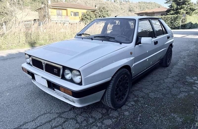 Usata Lancia Delta 196 CV (144 kW) 1989 Utilitaria