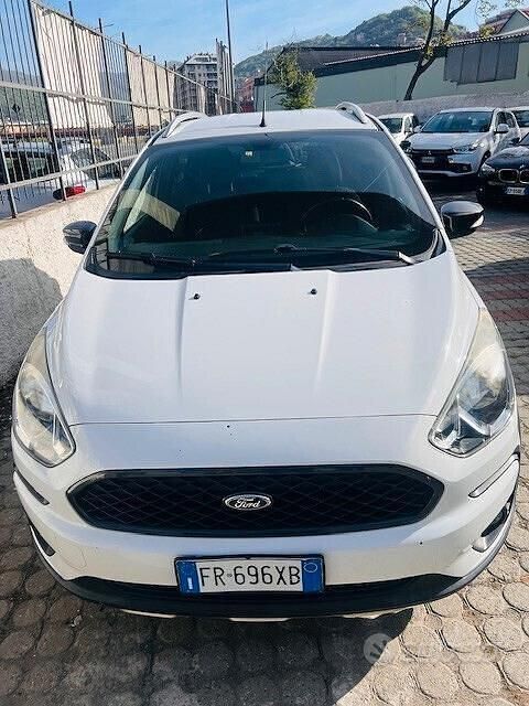 Begagnad Ford Ka Plus Active 95 HK (69 kW) 2018 Vit Halvkombi