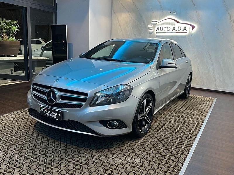 Usata Mercedes A180 Premium 109 CV (80 kW) 2013 Grigio Berlina