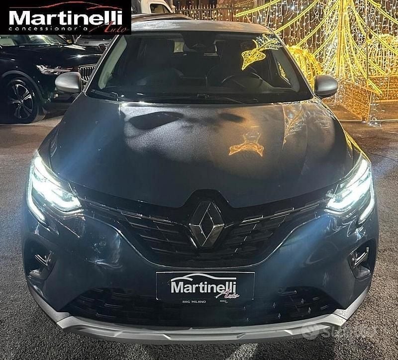 Usata Renault Captur Techno 101 CV (74 kW) 2022 Blu SUV