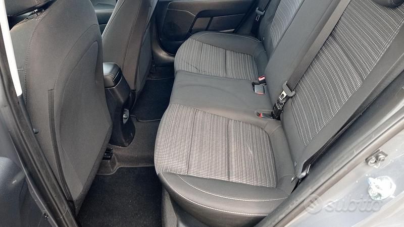 Usata Kia Stonic Urban 82 CV (60 kW) 2022 Grigio SUV