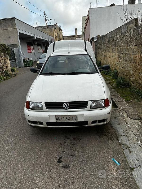 Usata VW Caddy 75 CV (55 kW) 1992 Bianco Monovolume