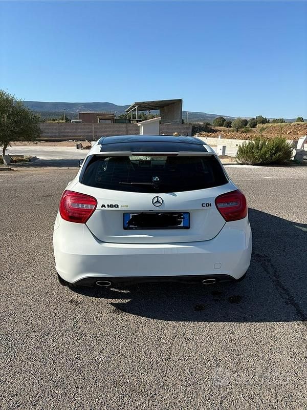 Usata Mercedes A180 109 CV (80 kW) 2014 Utilitaria