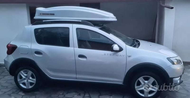 Usata Dacia Sandero Prestige 90 CV (66 kW) 2014 Grigio Berlina