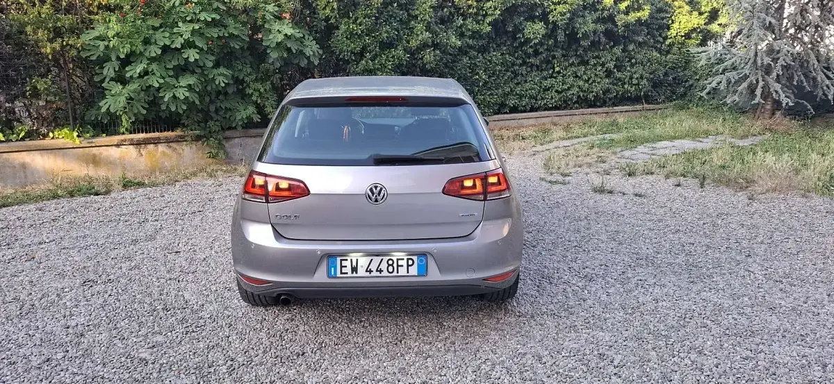 Usata VW Golf VII Trendline 110 CV (80 kW) 2014 Berlina
