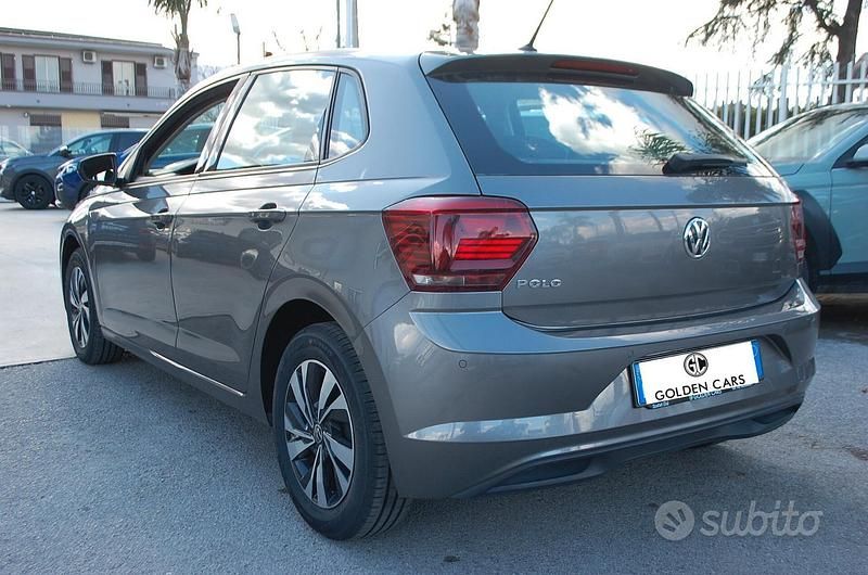 Usata VW Polo Comfortline 95 CV (69 kW) 2018 Grigio Utilitaria