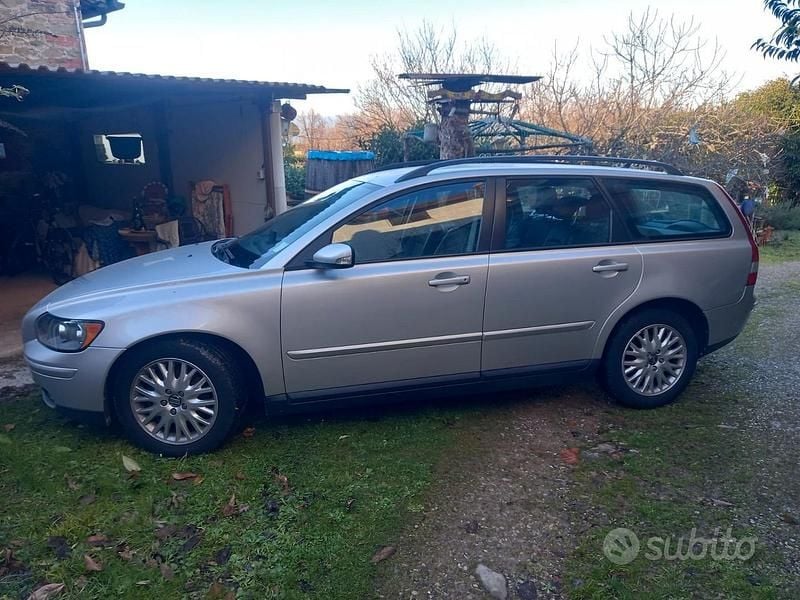 Usata Volvo V50 136 CV (100 kW) 2003 Grigio Station wagon