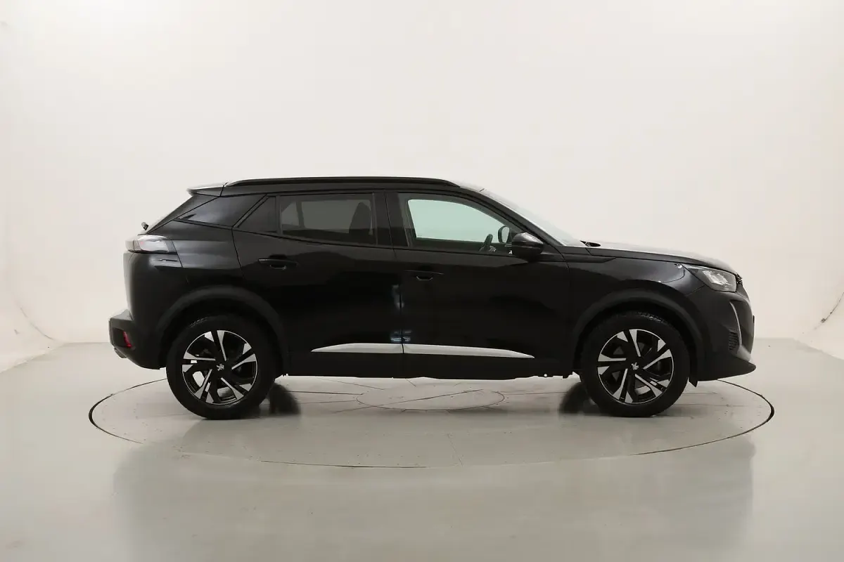Usata Peugeot 2008 Allure 131 CV (96 kW) 2022 SUV