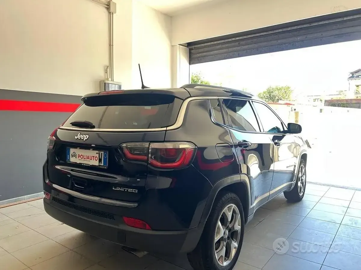 Usata Jeep Compass Limited 120 CV (88 kW) 2018 Grigio SUV