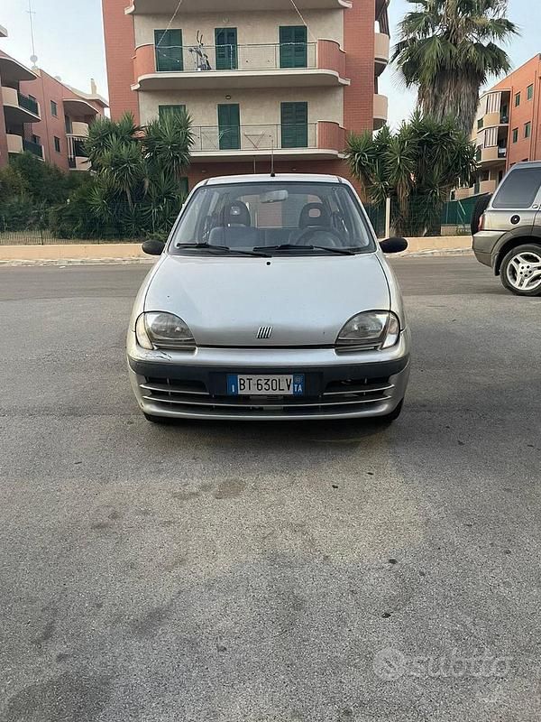 Usata Fiat 600 2002 Grigio